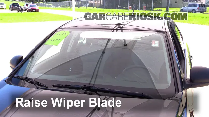 2014 Chevrolet Cruze LS 1.8L 4 Cyl. Sedan (4 Door) Windshield Wiper Blade (Front)